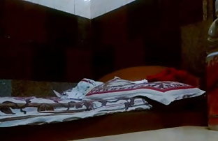 सेक्स पोर्न पैक बाहर  स्कूल की लड़कियाँ