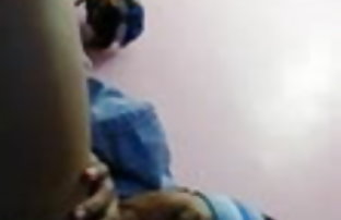 सेक्स पोर्न मुठ्ठी घुसाना के साथ हाथ और बोतल  bf इंग्लिश वीडियो