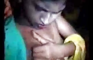 सेक्स पोर्न को फिल्म स्टार  हिजडे कैसे होते है