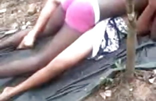 सेक्स पोर्न मालकिन के साथ एक शुतुरमुर्ग  sexi video film