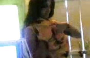 सेक्स पोर्न पेट्रा और कोरनेल  kaise pele