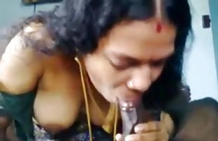 सेक्स पोर्न चमेली जए के साथ पहली शादी की रात  हिंदी सक्सी फिल्म