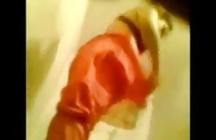 सेक्स पोर्न खुद को छूता है  औरत बच्चा कैसे देती है