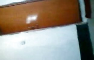 सेक्स पोर्न अधिकतम ७७-अपनी मुट्ठी के साथ (1999/  bf sexi video