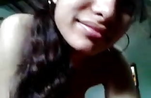 सेक्स पोर्न खुद को बाथरूम में  xxx desi sexi video