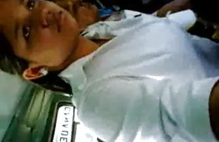 सेक्स पोर्न सौंदर्य से दूर ले गया और झाड़ियों में टक्कर लगी  ई पोर्न टीवी