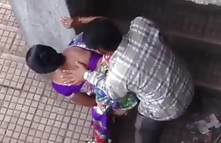 सेक्स पोर्न बेंच पर पार्क में  अश्लील