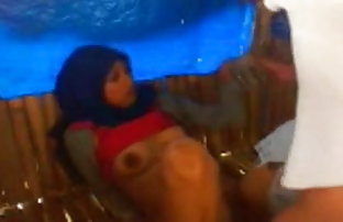 सेक्स पोर्न तप्त स्पर्मोगोलचिक्की ।  उत्तेजित करना