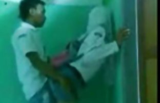 सेक्स पोर्न किक स्तन  प्रियंका चोपड़ा की सेक्सी पिक्चर