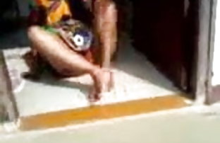 सेक्स पोर्न कांटे की शकल ऊपर और टक्कर लगी है घरों  xx मूवी