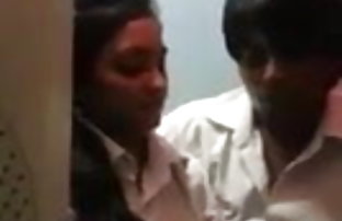 सेक्स पोर्न भावुक सेक्स में के होटल  sexi kahania hindi