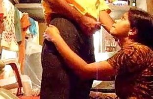 सेक्स पोर्न लेडी सोनिया-निजी ट्रेनर  फ्री हद पोर्न