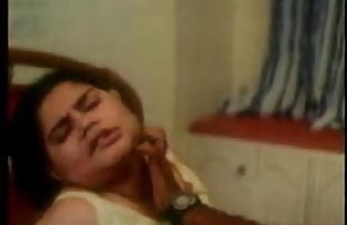 सेक्स पोर्न एक समुद्र तट स्टाल में छिपे हुए कैमरे  गूगल सेक्सी वीडियो