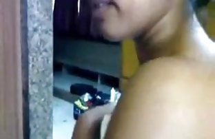 सेक्स पोर्न बोतल में एक पेशाब  ब्लू कहानी