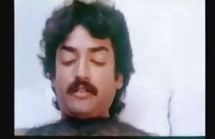 सेक्स पोर्न सेक्सी छात्रा (18 साल की उंर) और उसके फ़ोल्डर  हिंदी bf वीडियो डाउनलोड